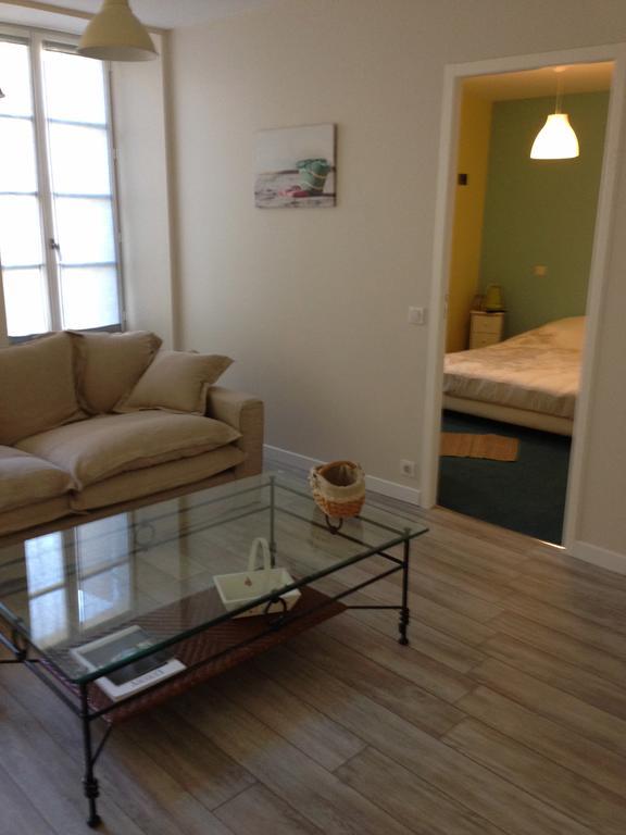 Appartements D'Hotes Santa Giulia Niort Oda fotoğraf